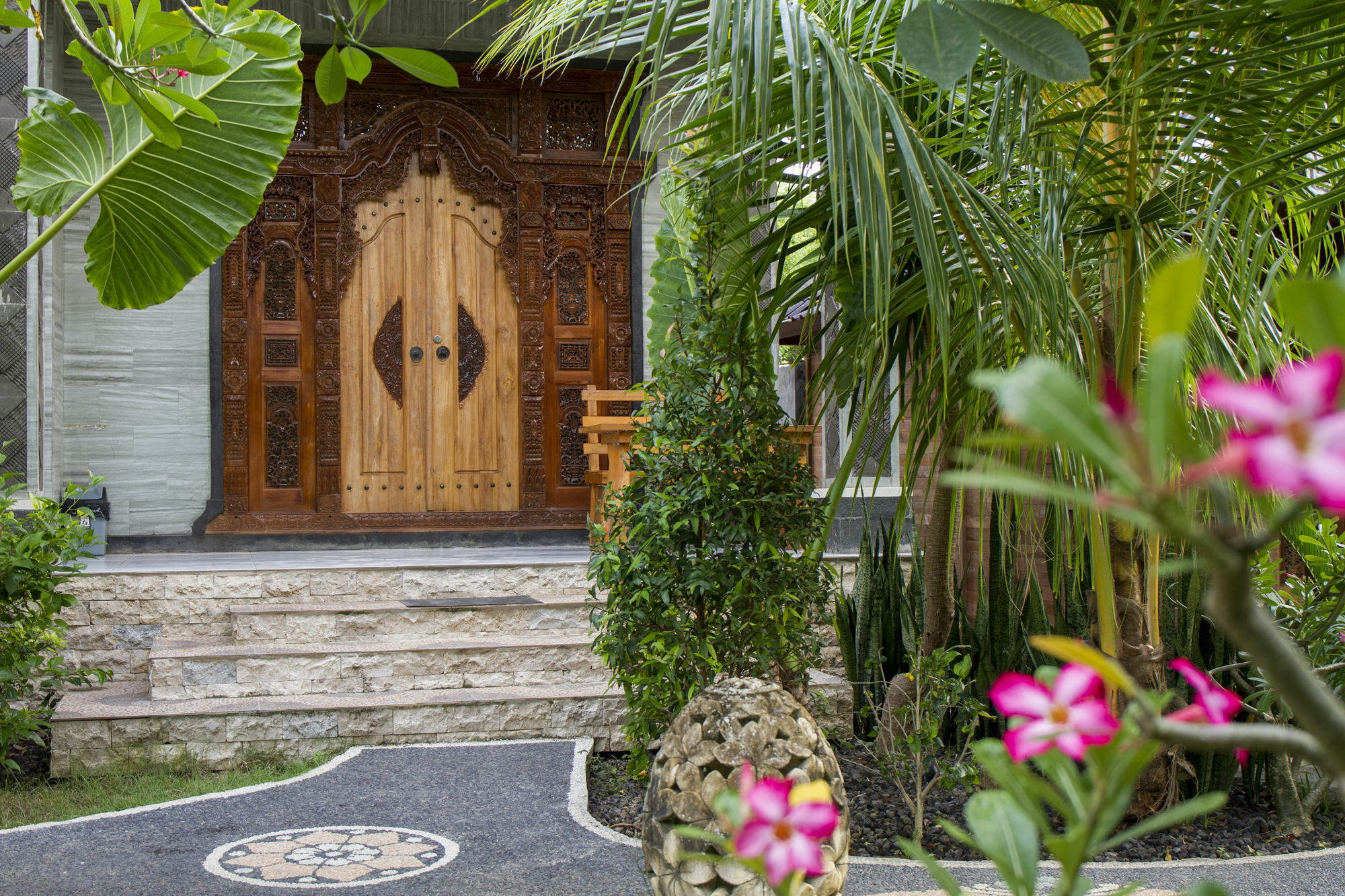 Warisan Villa By Reccoma Lembongan Exterior foto